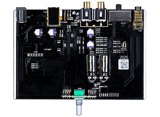 iFi Audio ZEN DAC Signature - cecha 1
